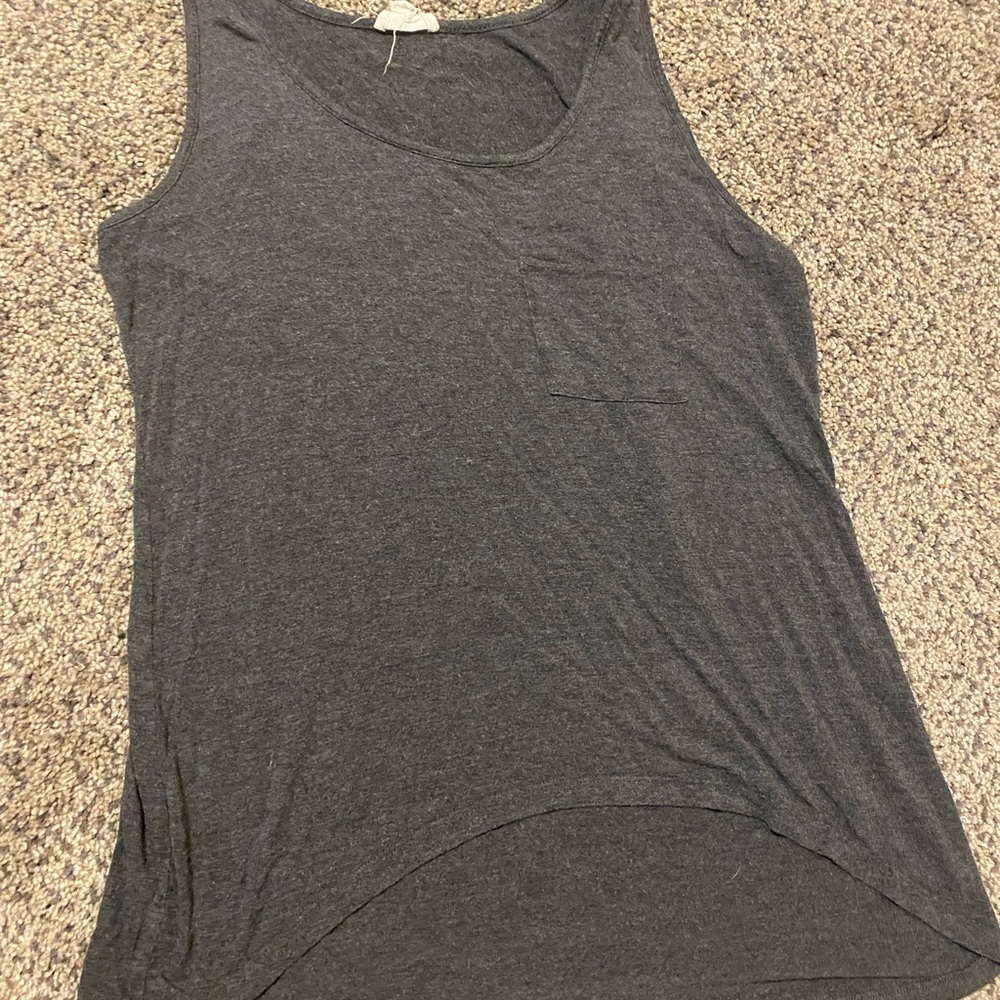 Grey tank top